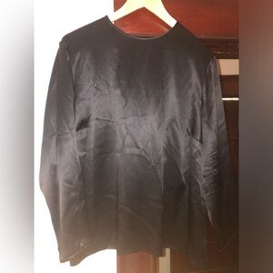 Silk no label crew neck blouse